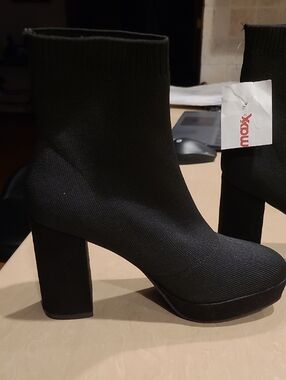 Mia Fabric Sock Platform Booties With Tags Size 7